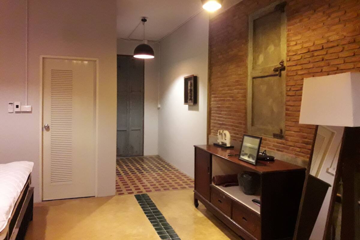Quarto família | Escrivaninha, espaço de trabalho para notebook, Wi-Fi de cortesia