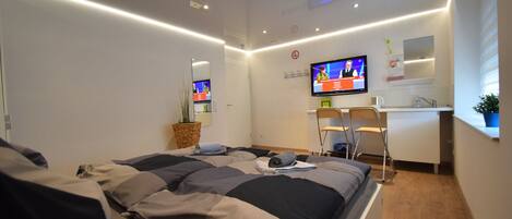 Economy Double Room | Blackout drapes, free WiFi, bed sheets