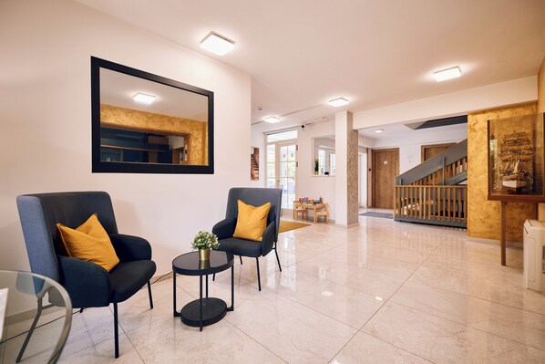 Reception - Colentum Resort Murter (Murter-Kornati)