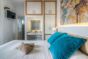 Chambre Standard, vue mer | Bureau, draps fournis