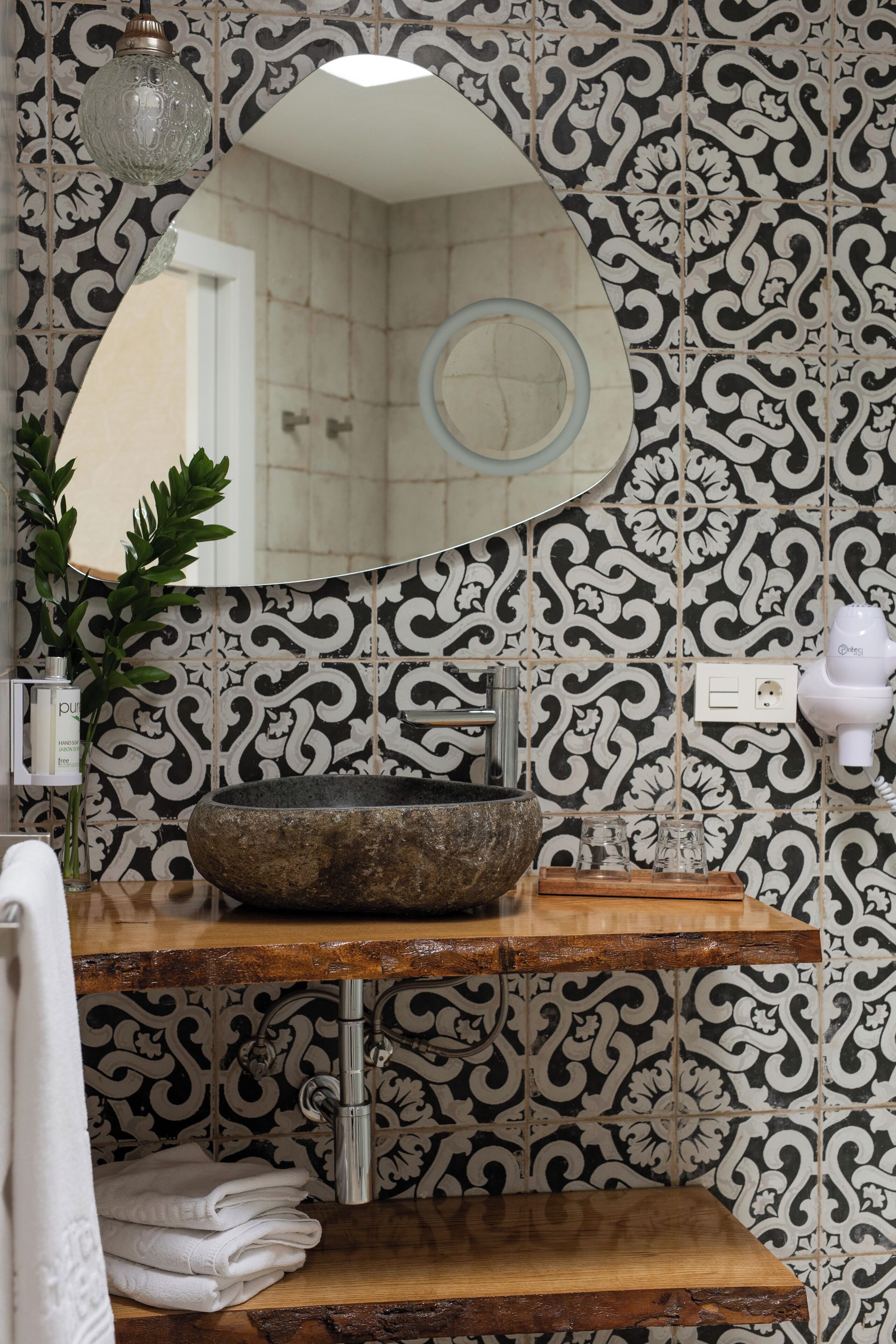 double room, terrace | bathroom | free toiletries, hair dryer, towels