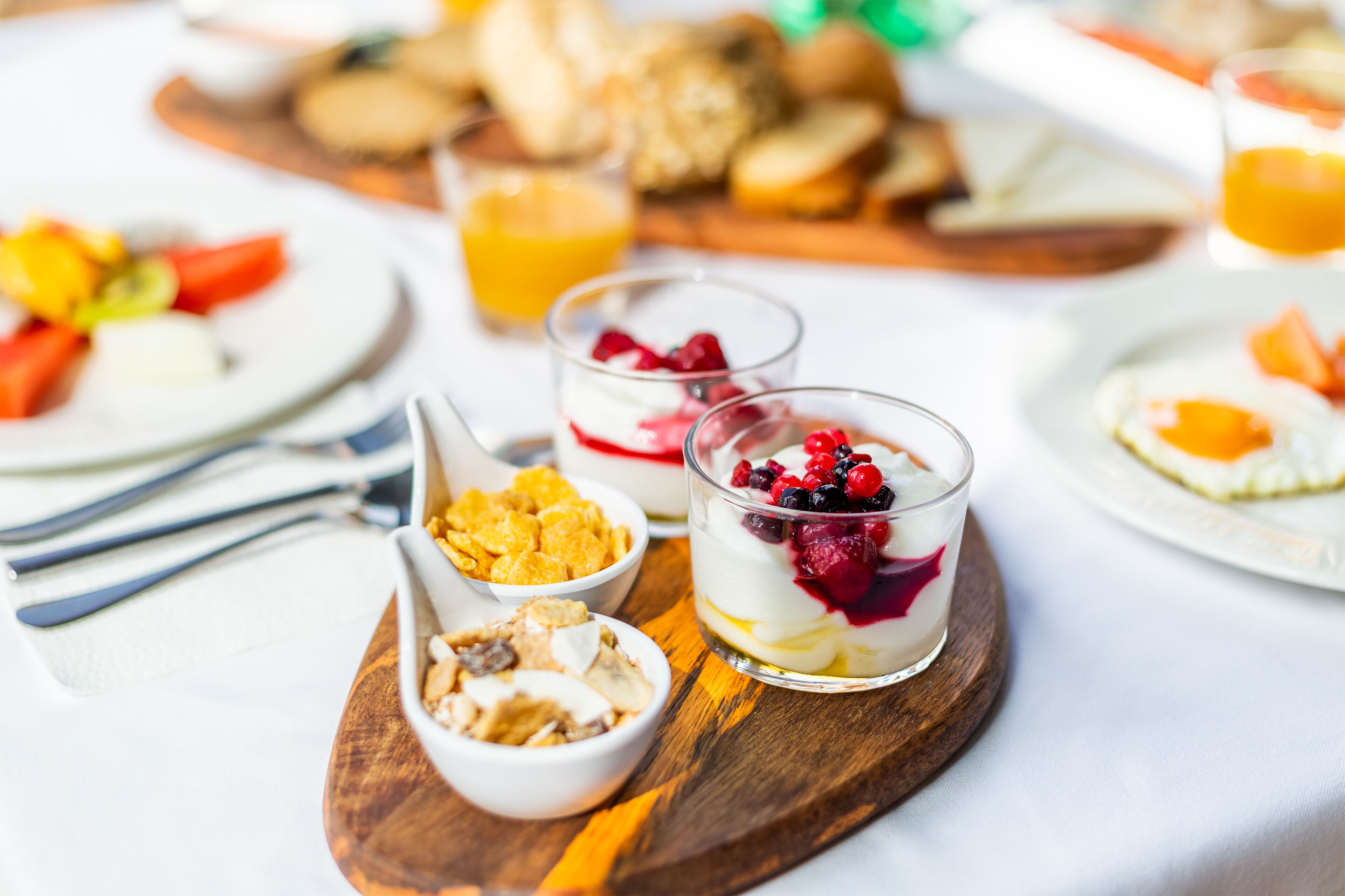 daily continental breakfast (eur 12 per person)