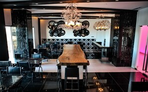 Dining - Azure Urban Resort by Adam's Crib (Parañaque)