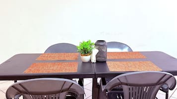 Family House, 3 Bedrooms | Dining room
