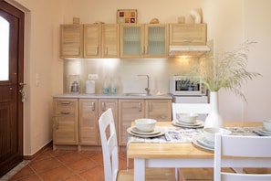 Appartement Design | Cuisinette privée | Cafetière-théière, bouilloire électrique
