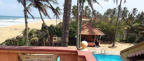 4-Bedroom Villa | Ausblick vom Zimmer