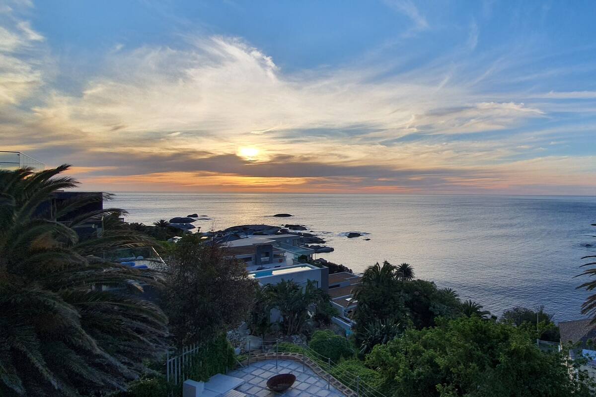 Beach/ocean view