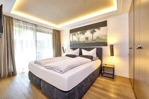 Comfort Suite, Garden View (1) | Egyptian cotton sheets, premium bedding, in-room safe