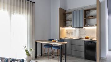 Superior Suite | Private kitchen | Fridge, stovetop, espresso maker, coffee/tea maker