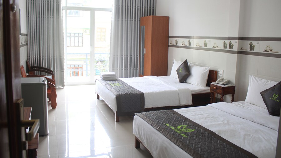 マイ トラ ホテル