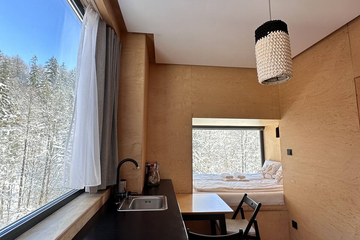 Apartament JOY 7 | Laptop workspace, blackout curtains, iron/ironing board (on request)