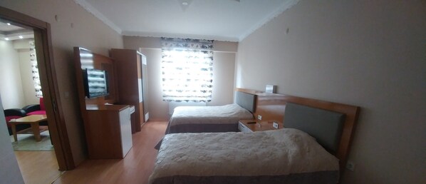 Comfort Apartment, 1 Bedroom, Smoking | 1 bedroom, iron/ironing board, free cots/infant beds, free WiFi