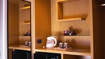 Bureau, Wi-Fi gratuit, draps fournis