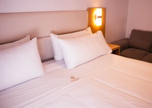 Executive-Zimmer | Schreibtisch, kostenloses WLAN, Bettwäsche