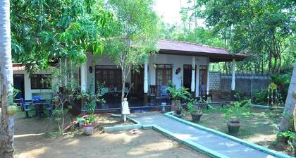 Dil Lanka Safari Resort