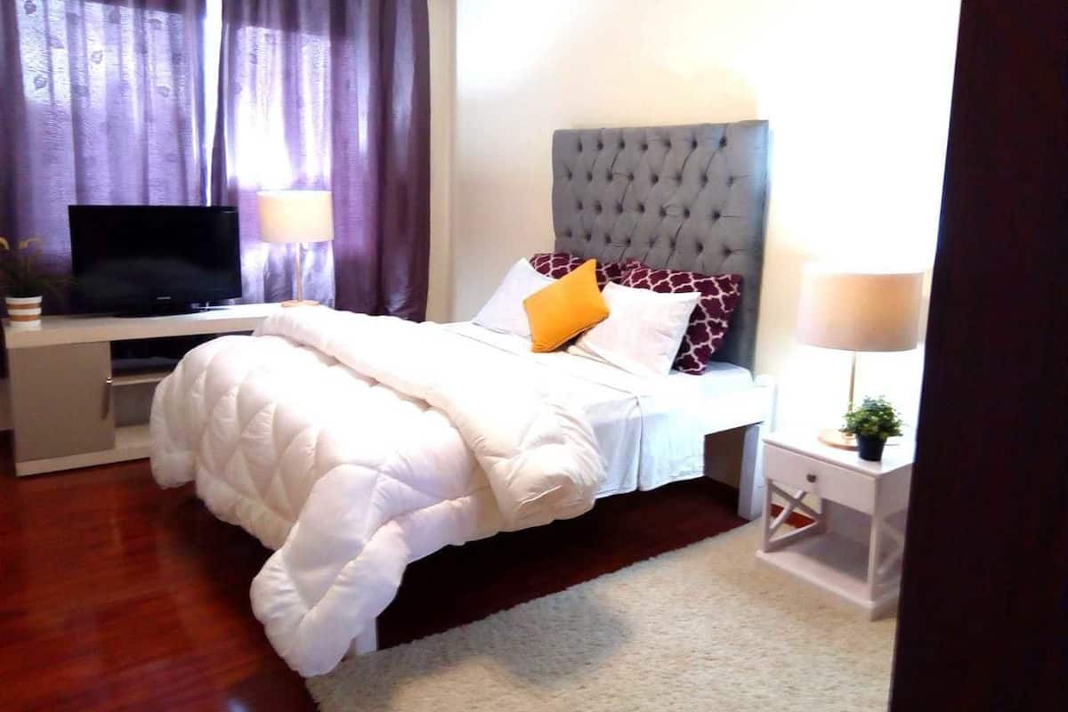 Apartment, 3 Bedrooms | 3 bedrooms, in-room safe, blackout drapes, iron/ironing board