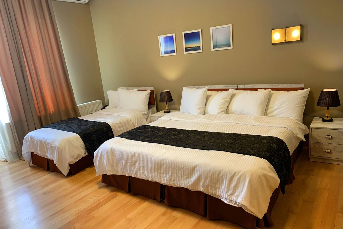 Blackout curtains, soundproofing, iron/ironing board, free WiFi