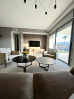 Televisión de pantalla plana