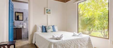 Familie appartement (1) | Luxe beddengoed, donsdekens, individueel gemeubileerd, gratis wifi