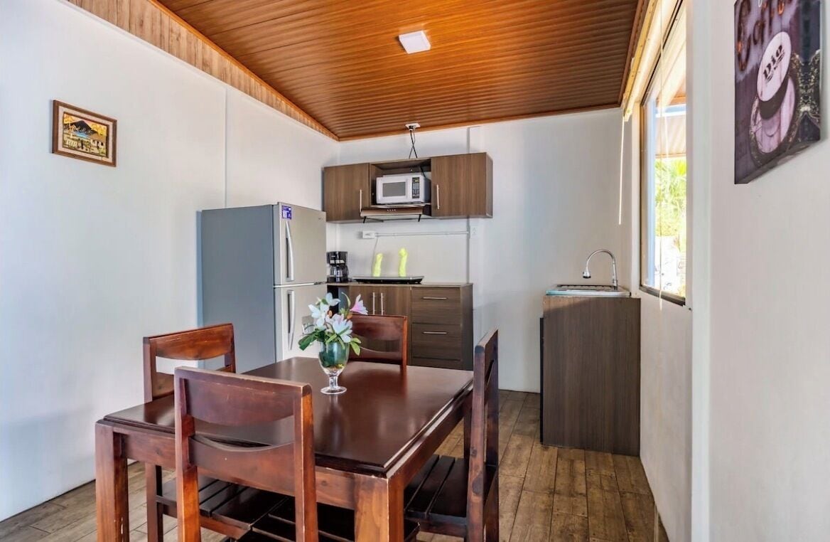 Family Apartment (3) | Private kitchen | Full-size fridge, microwave, stovetop, coffee/tea maker