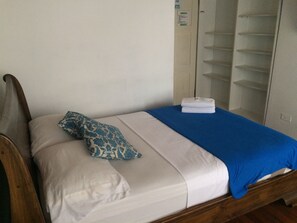 Doppia Standard, 1 letto queen, non fumatori | Biancheria da letto ipoallergenica, copriletto in piuma