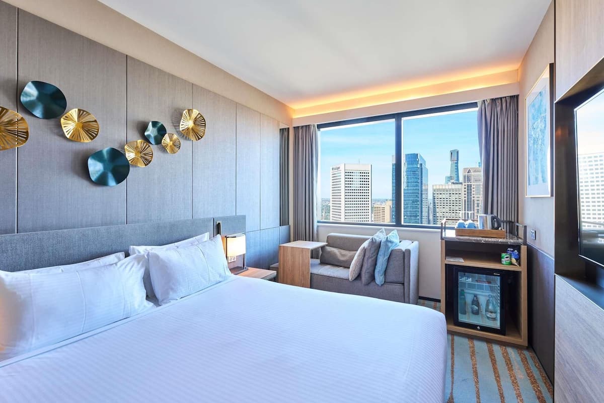 Standard Room, 1 King Bed