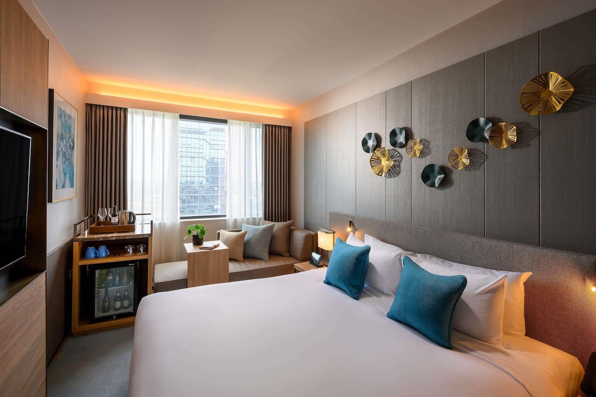 Quarto standard, 1 cama King | Roupas de cama premium, frigobar, cofres nos quartos