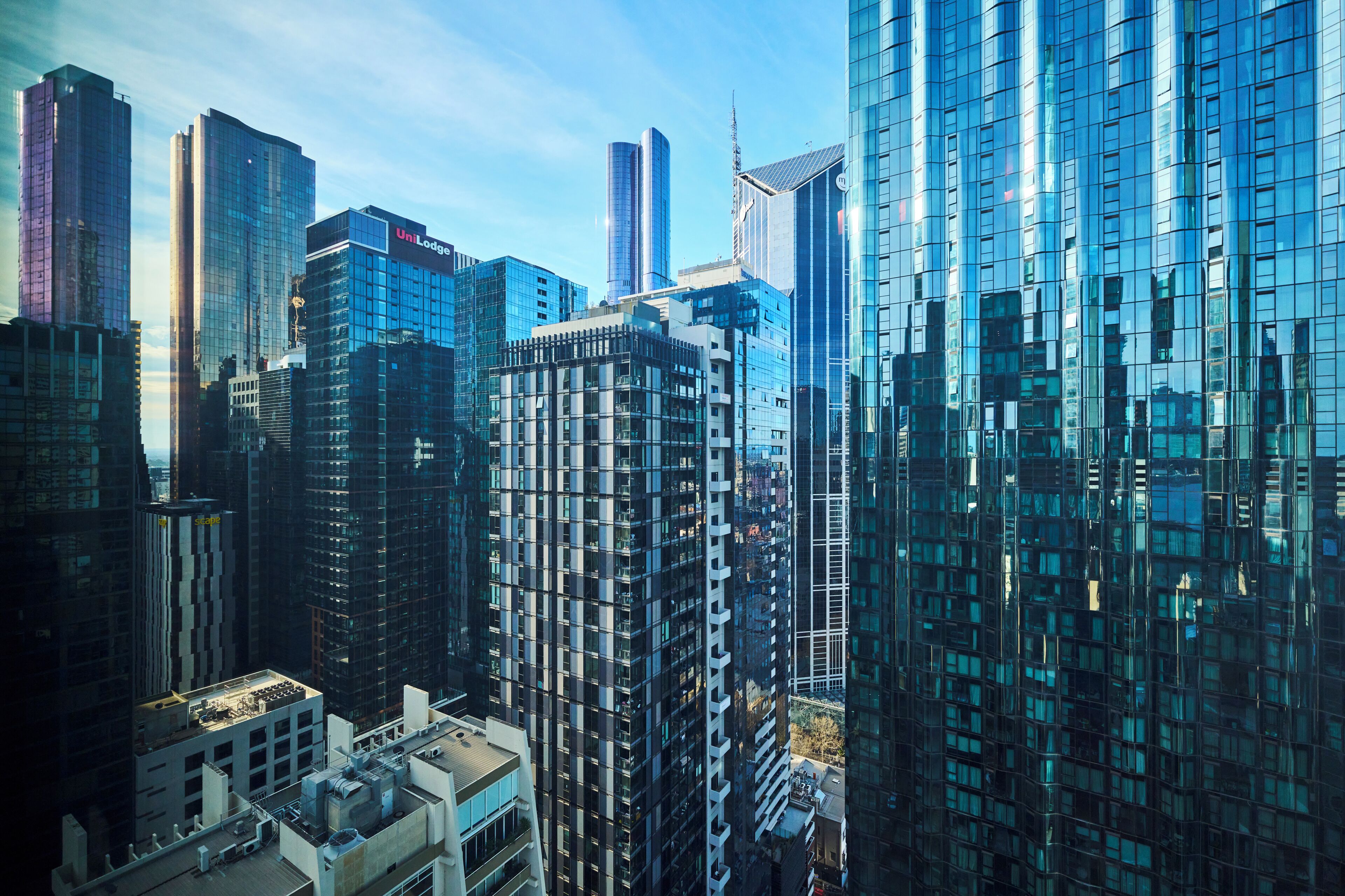 deluxe room, 1 king bed | city view