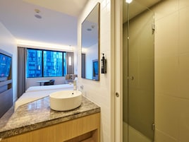 Quarto superior, 2 camas de solteiro | Cofres nos quartos, quartos à prova de som