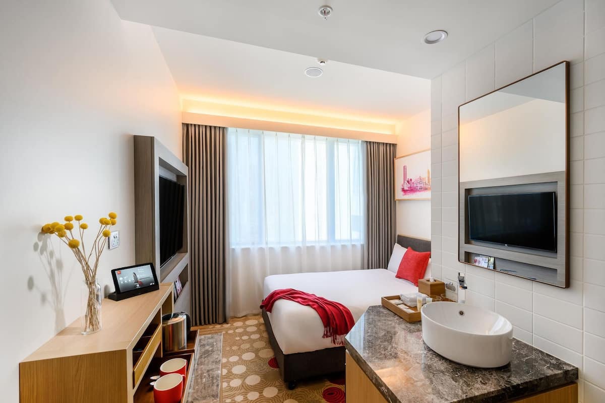 Room, 1 Double Bed (Compact)