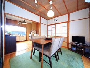 House, 1 Bedroom | In-room dining - Kamon Inn Kotobuki (Izumi)