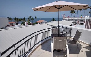 Family Suite, Sea View | Beach/ocean view