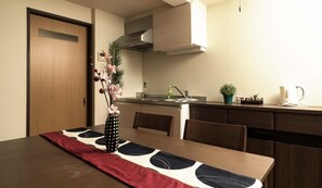 1 Bedroom House | In-room dining