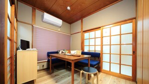 Family Room, Private Bathroom | Living room - Kamon Inn Yanagihara (Tokyo)