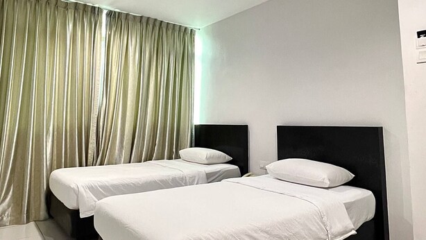 Phòng 2 giường đơn Deluxe | Bàn, giường gấp/giường phụ (phụ phí) 