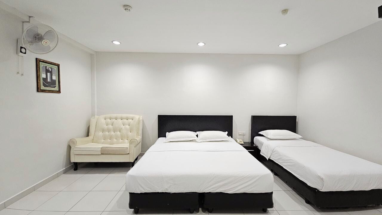 Bureau, lits pliants/supplémentaires, Wi-Fi gratuit, draps fournis