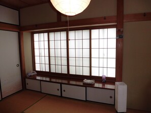 Private Vacation Home | Individually decorated, iron/ironing board, bed sheets - Asuka's House 2 (Shirako)