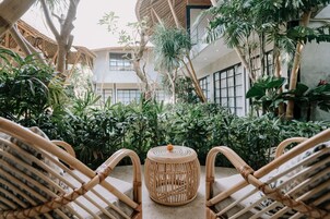 Deluxe Bamboo Room | Garden view
