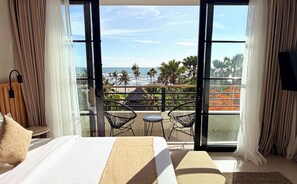 Deluxe kamer, uitzicht op zee | Uitzicht vanuit accommodatie