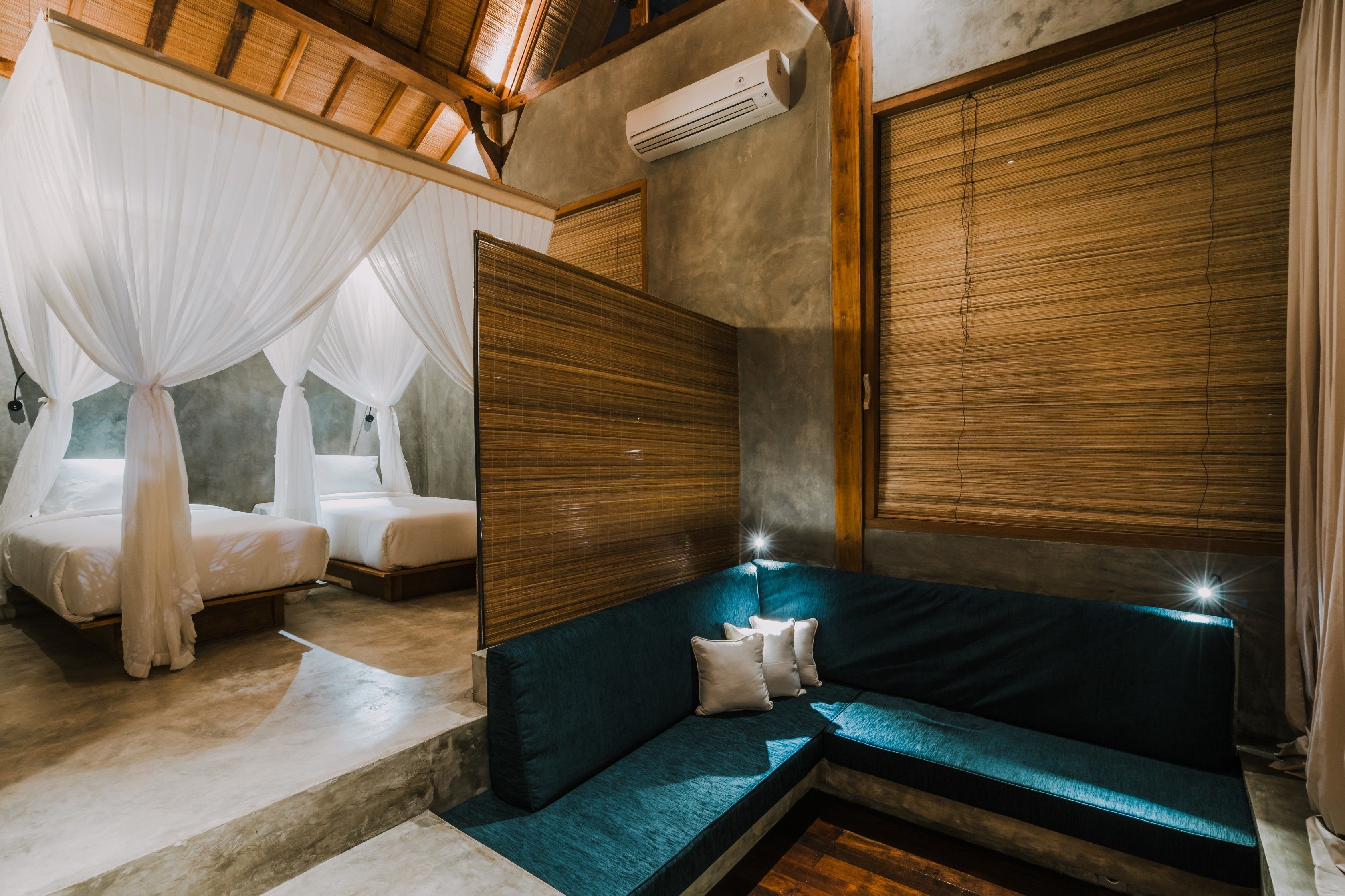 minibar, in-room safe, desk, laptop workspace