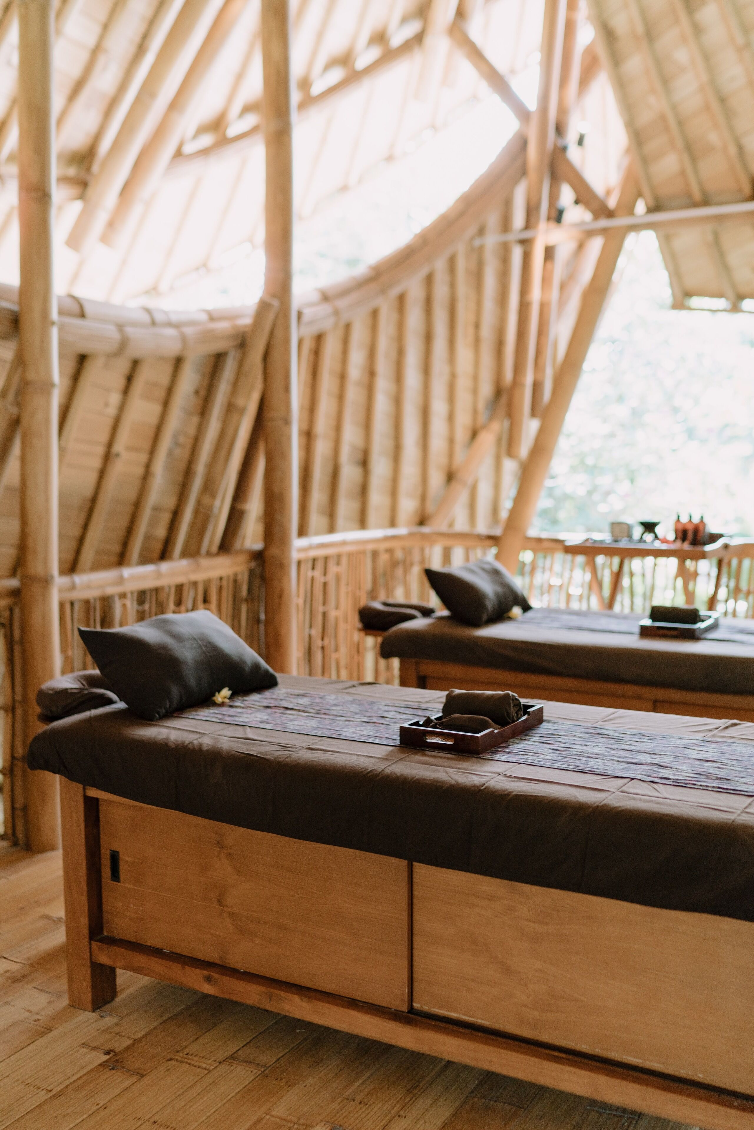 couples treatment room(s), body treatments, aromatherapy