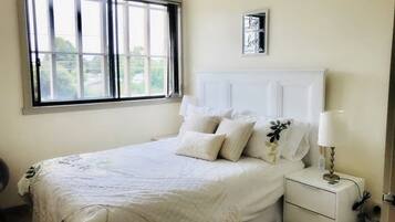 Basic Townhome, Multiple Beds, Non Smoking | Iron/ironing board, free WiFi, bed sheets