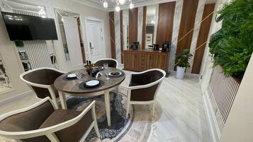 Apartment, Refrigerator & Microwave, City View | Private kitchen | Electric kettle