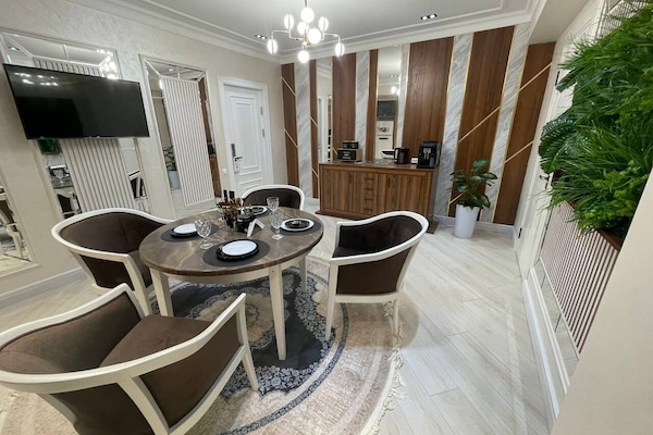 Apartamento, frigorífico y microondas, vistas a la ciudad | Cocina privada | Hervidor eléctrico