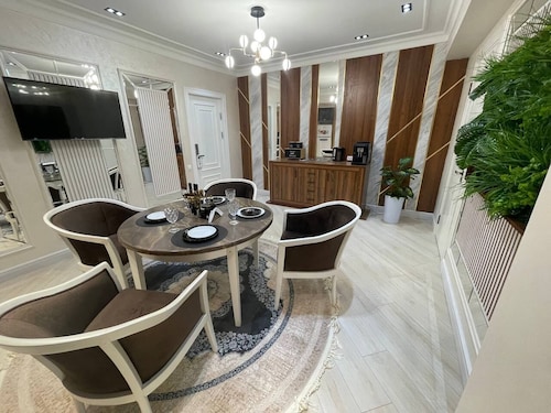 ZARAFSHAN GRAND HOTEL