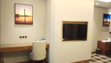 Desk, blackout curtains, free WiFi