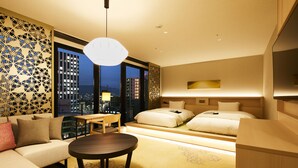 客房内保险箱、熨斗/熨板、免费 WiFi、床单