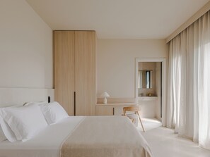 Minibar, in-room safe, desk, blackout curtains
