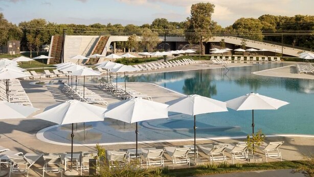 Indoor pool, 2 outdoor pools, pool loungers - Luxury Villas Mon Perin (Bale)
