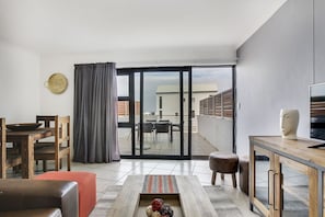 Living area - Azure 24 on Big Bay (Cape Town)